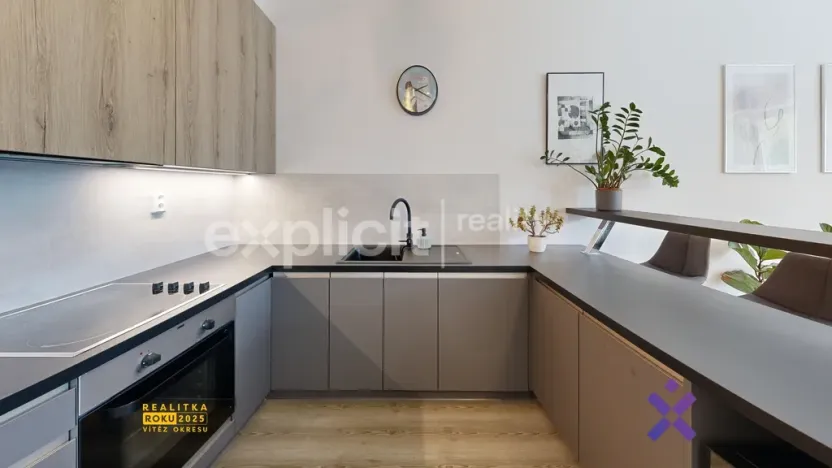 Pronájem bytu 2+kk, Zlín, Zelinova, 60 m2