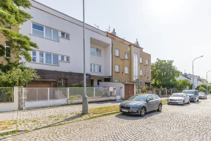 Prodej bytu 4+1, Praha - Smíchov, U Šalamounky, 100 m2
