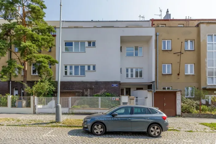 Prodej bytu 4+1, Praha - Smíchov, U Šalamounky, 100 m2