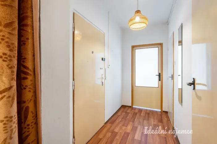 Pronájem bytu 3+1, Praha - Prosek, Jablonecká, 59 m2