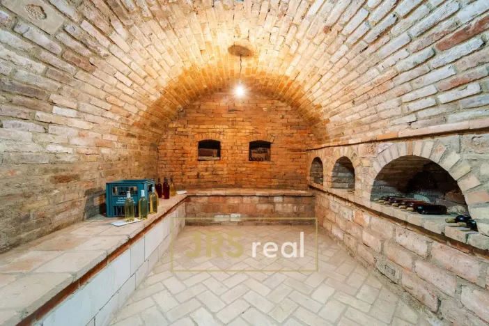 Prodej - jiné, Hrušovany nad Jevišovkou, 84 m2