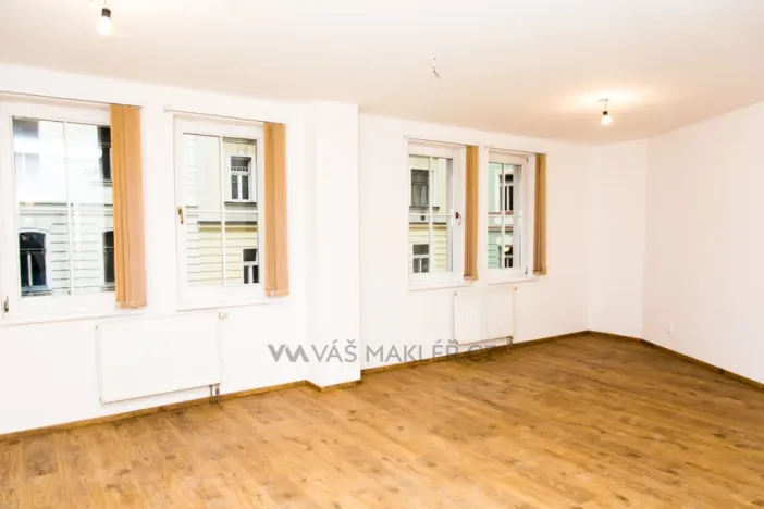 Pronájem kanceláře, Praha - Žižkov, Chelčického, 111 m2