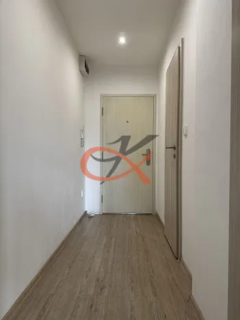 Pronájem bytu 1+kk, Vsetín, Bratří Hlaviců, 28 m2