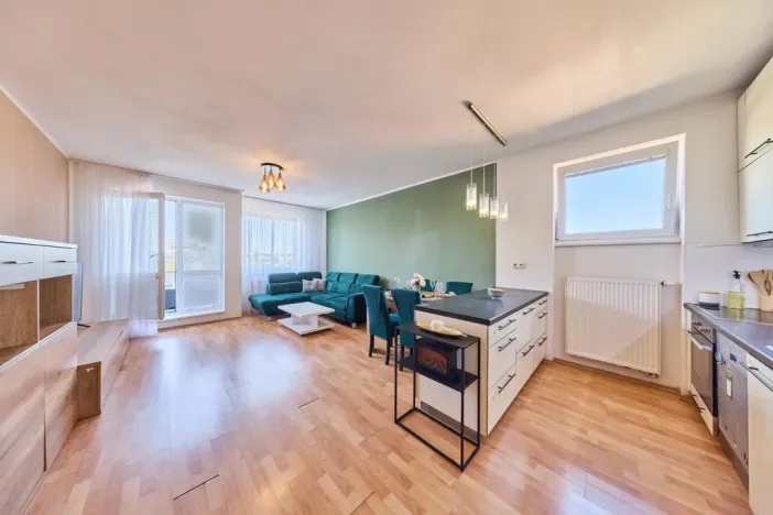 Prodej bytu 3+kk, Hradec Králové - Třebeš, Ve Stromovce, 75 m2