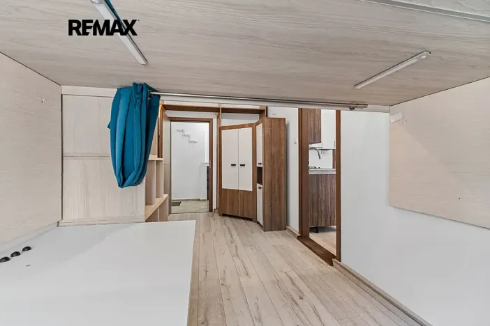 Pronájem bytu 2+kk, Plzeň, Koterovská, 36 m2