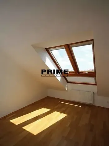 Pronájem bytu 4+1, Praha - Smíchov, Štefánikova, 147 m2