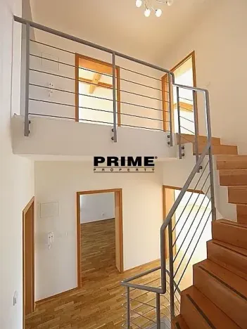 Pronájem rodinného domu, Praha - Nebušice, Na závěji, 250 m2