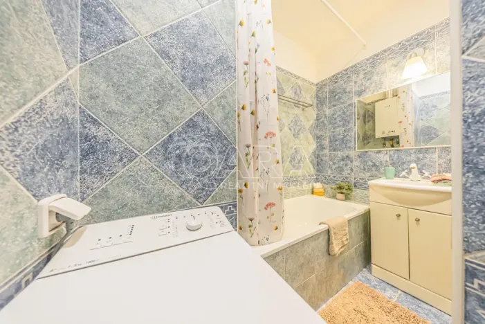 Prodej bytu 1+kk, Praha - Bubeneč, Kyjevská, 39 m2