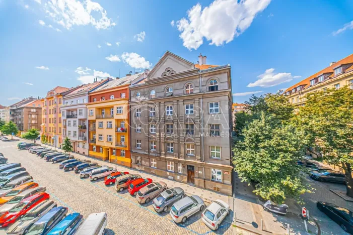 Prodej bytu 1+kk, Praha - Bubeneč, Kyjevská, 39 m2