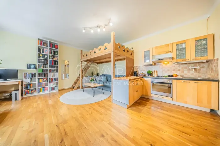 Prodej bytu 1+kk, Praha - Bubeneč, Kyjevská, 39 m2
