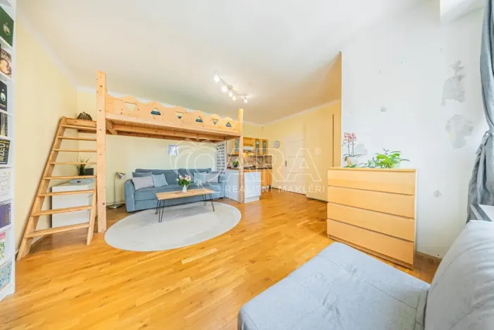 Prodej bytu 1+kk, Praha - Bubeneč, Kyjevská, 39 m2