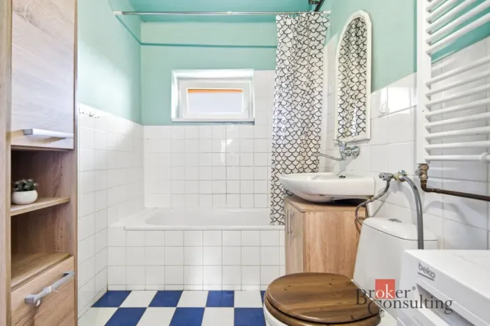 Pronájem bytu 2+1, Chvaletice, Smetanova, 52 m2