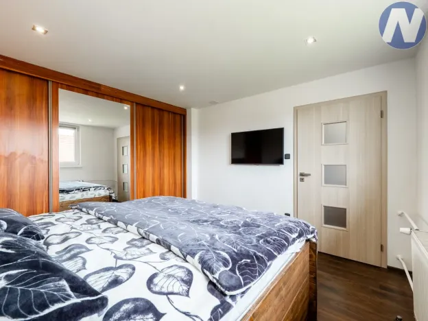 Prodej bytu 3+1, Zbytiny, 62 m2