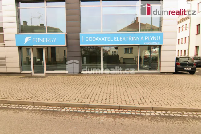 Pronájem obchodního prostoru, Uherské Hradiště, Stojanova, 78 m2