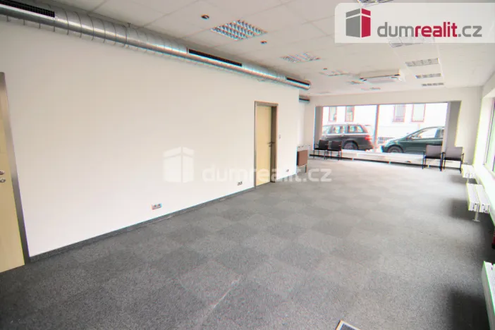 Pronájem obchodního prostoru, Uherské Hradiště, Stojanova, 78 m2