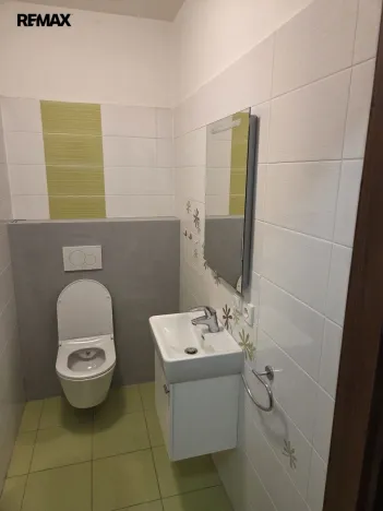 Pronájem bytu 1+1, Napajedla, Nábřeží, 33 m2