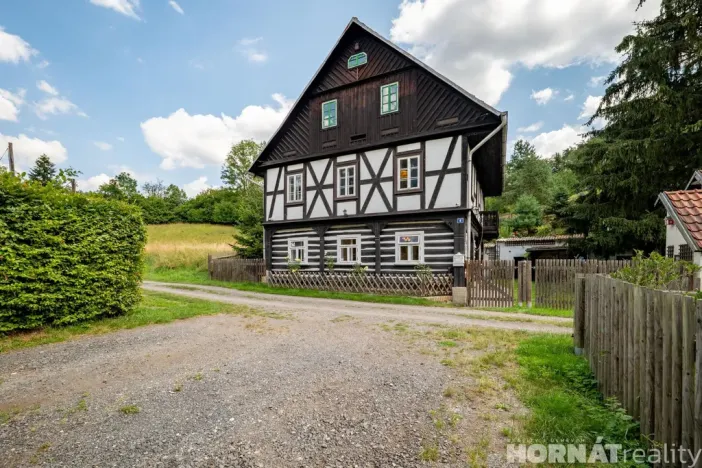 Prodej zemědělské usedlosti, Medonosy, 200 m2