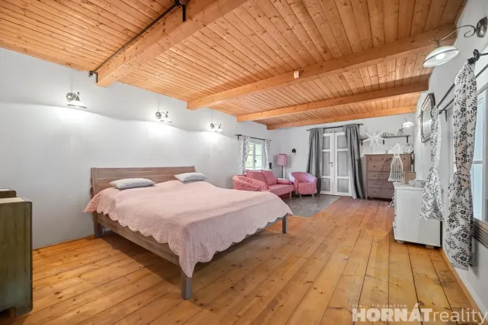 Prodej zemědělské usedlosti, Medonosy, 200 m2