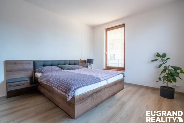 Prodej bytu 2+kk, Praha - Sedlec, Kamýcká, 57 m2