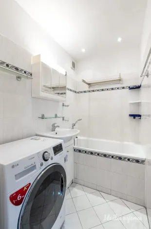 Pronájem bytu 2+1, Praha - Černý Most, Bratří Venclíků, 45 m2
