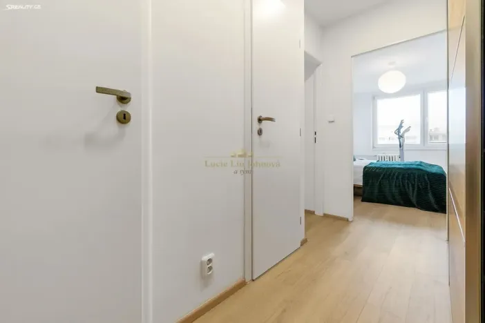 Prodej bytu 2+kk, Praha - Černý Most, Generála Janouška, 46 m2