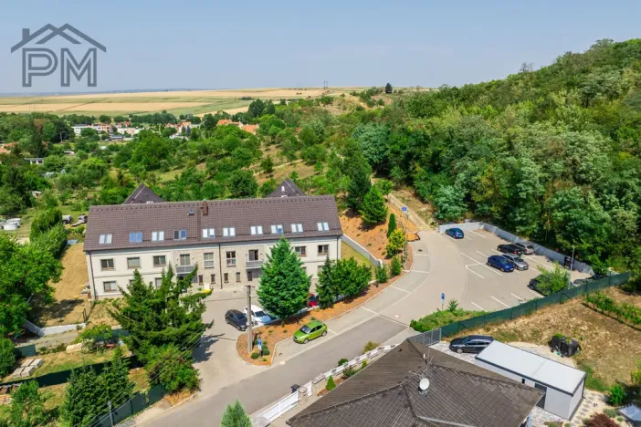 Prodej bytu 2+kk, Milešovice, 65 m2