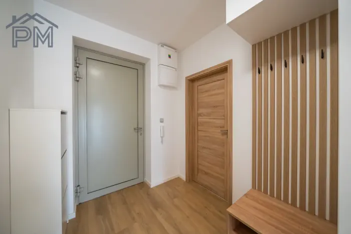 Prodej bytu 2+kk, Milešovice, 65 m2