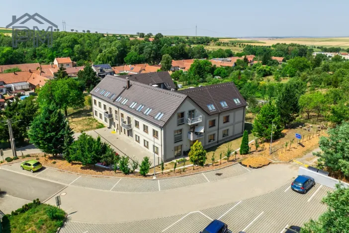 Prodej bytu 2+kk, Milešovice, 65 m2