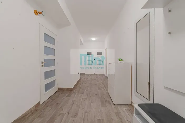 Prodej bytu 4+1, Ostrava, Hlavní třída, 100 m2