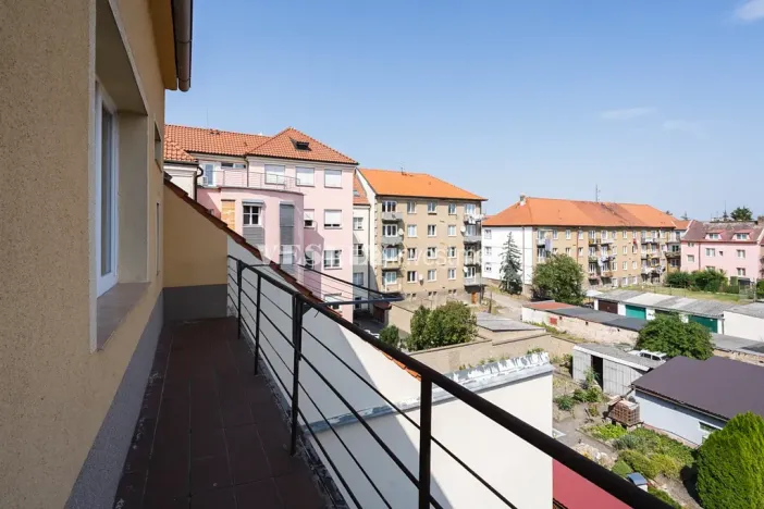 Prodej bytu 3+1, Louny, Poděbradova, 72 m2