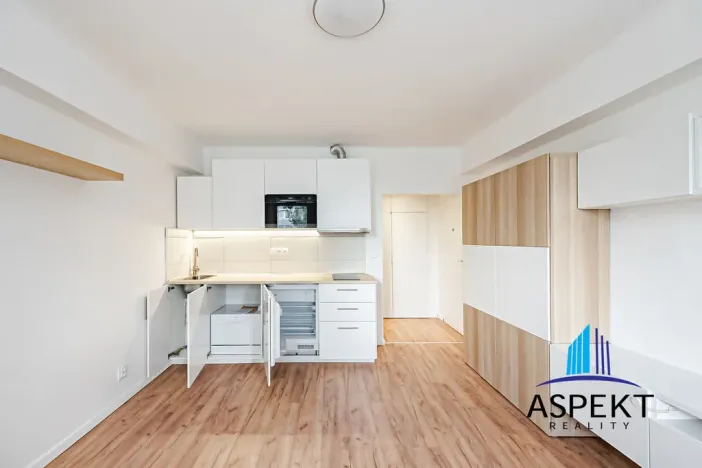 Pronájem bytu 1+kk, Praha - Vokovice, Evropská, 24 m2