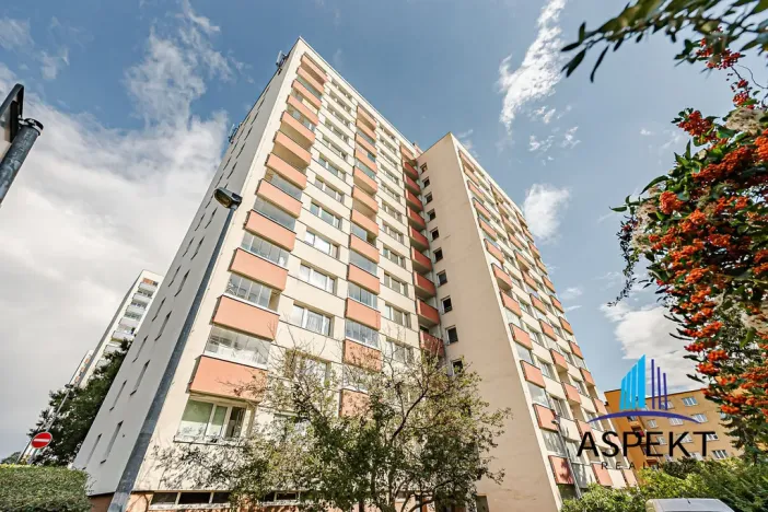 Pronájem bytu 1+kk, Praha - Vokovice, Evropská, 24 m2