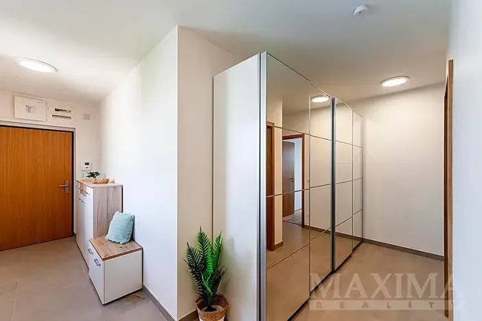 Prodej bytu 2+kk, Praha - Holešovice, Argentinská, 79 m2