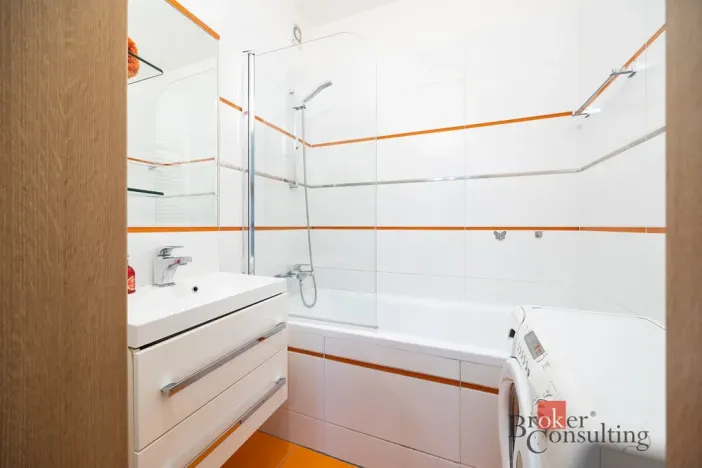 Pronájem bytu 3+1, Praha - Strašnice, Krupská, 78 m2