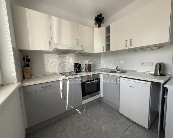 Pronájem bytu 1+1, Praha - Kyje, Dvořišťská, 34 m2