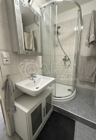 Pronájem bytu 1+1, Praha - Kyje, Dvořišťská, 34 m2