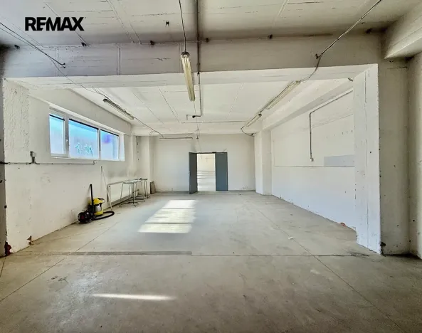Pronájem skladu, Rokycany, Dukelská, 600 m2