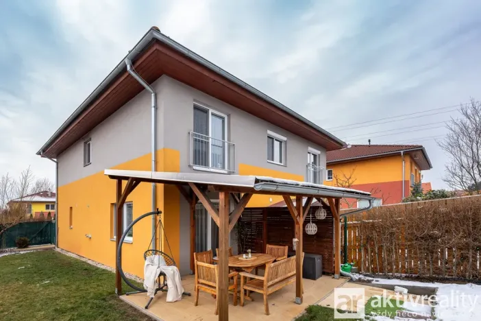 Prodej bytu 3+kk, Kostelec nad Labem, Myslivečkova, 75 m2