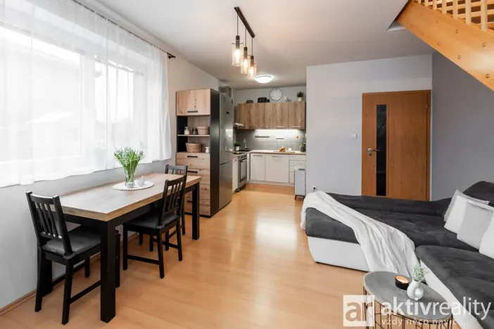 Prodej bytu 3+kk, Kostelec nad Labem, Myslivečkova, 75 m2