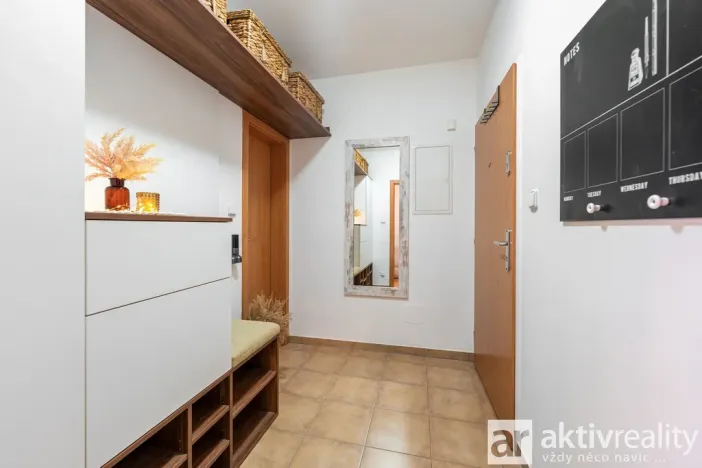 Prodej bytu 3+kk, Kostelec nad Labem, Myslivečkova, 75 m2