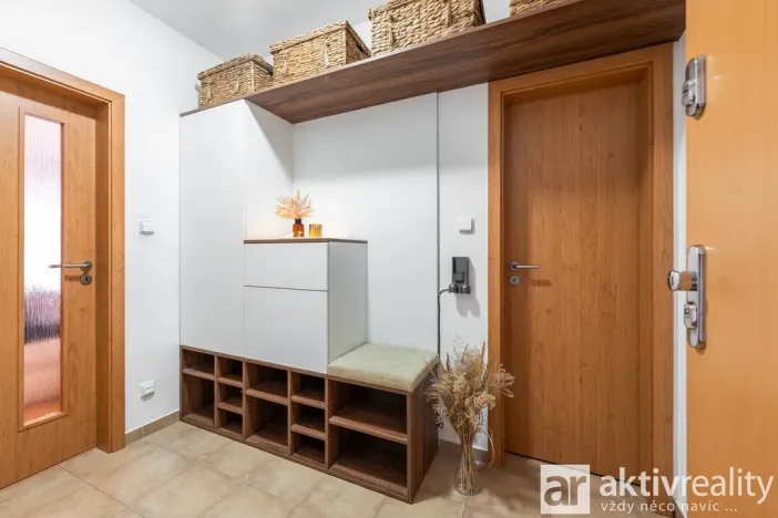 Prodej bytu 3+kk, Kostelec nad Labem, Myslivečkova, 75 m2