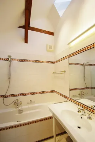 Pronájem atypického bytu, Praha - Josefov, Žatecká, 195 m2