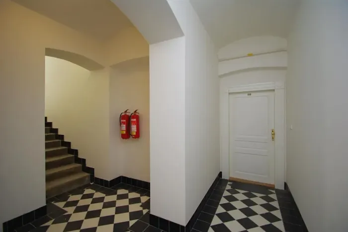 Pronájem kanceláře, Praha - Vinohrady, Mánesova, 135 m2