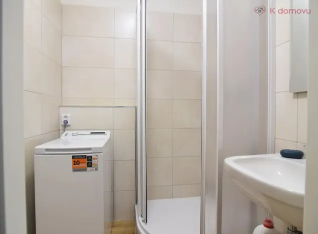 Pronájem pokoje, Brno - Bohunice, Okrouhlá, 20 m2
