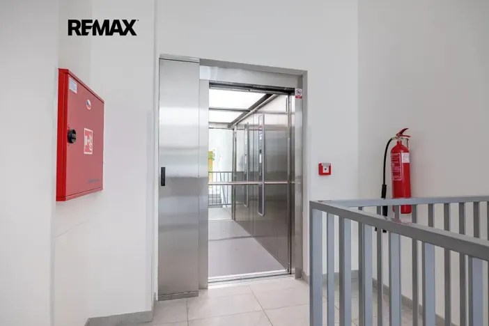 Prodej bytu 4+kk, Praha - Suchdol, Pod rybníčkem, 120 m2