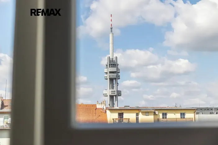 Pronájem bytu 2+kk, Praha - Žižkov, Jičínská, 42 m2