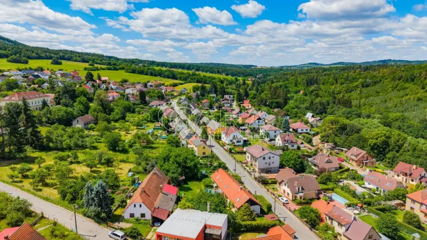 Prodej pozemku pro bydlení, Nový Jáchymov, Kunova, 714 m2