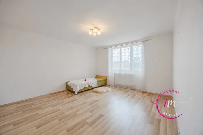 Prodej chalupy, Dešov, 263 m2
