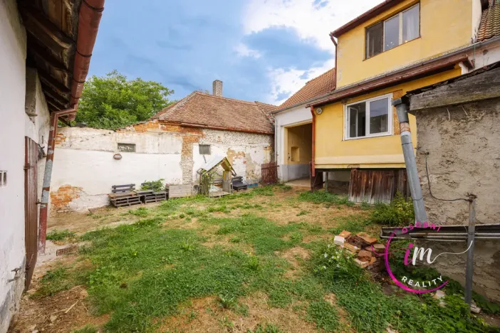 Prodej chalupy, Dešov, 263 m2