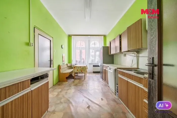Prodej bytu 3+1, Karlovy Vary, Svahová, 97 m2